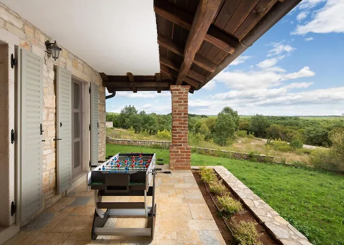 Rustic Rubus & Sylbum With A Pool Villa